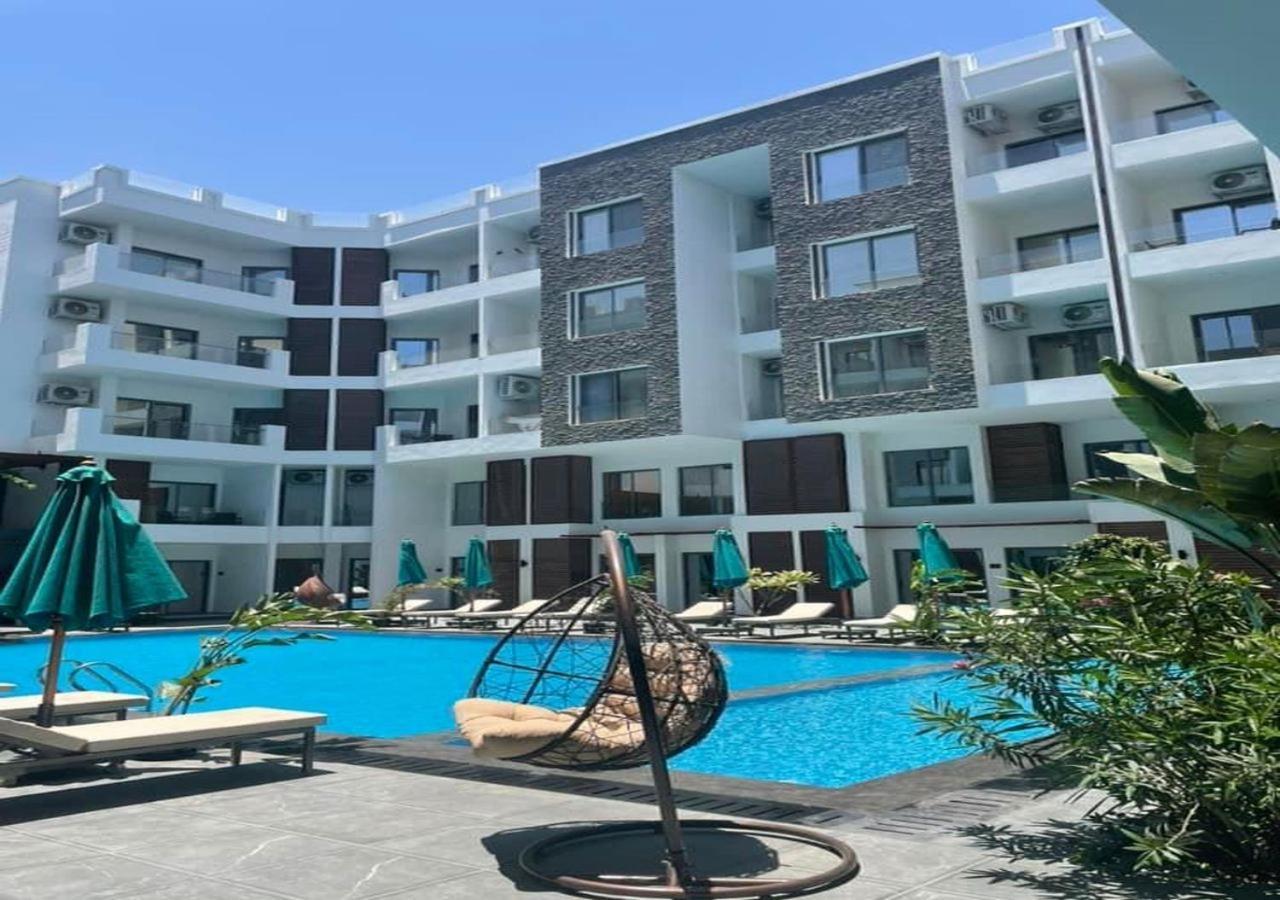 3Br 2Ba Serene Escape 4 Pools 1 Heated In The Winter Free Wifi Restaurant And Onsite Shop Хургада Екстериор снимка